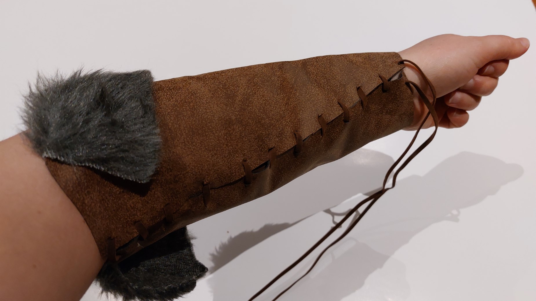 Wearing the base of the bracer