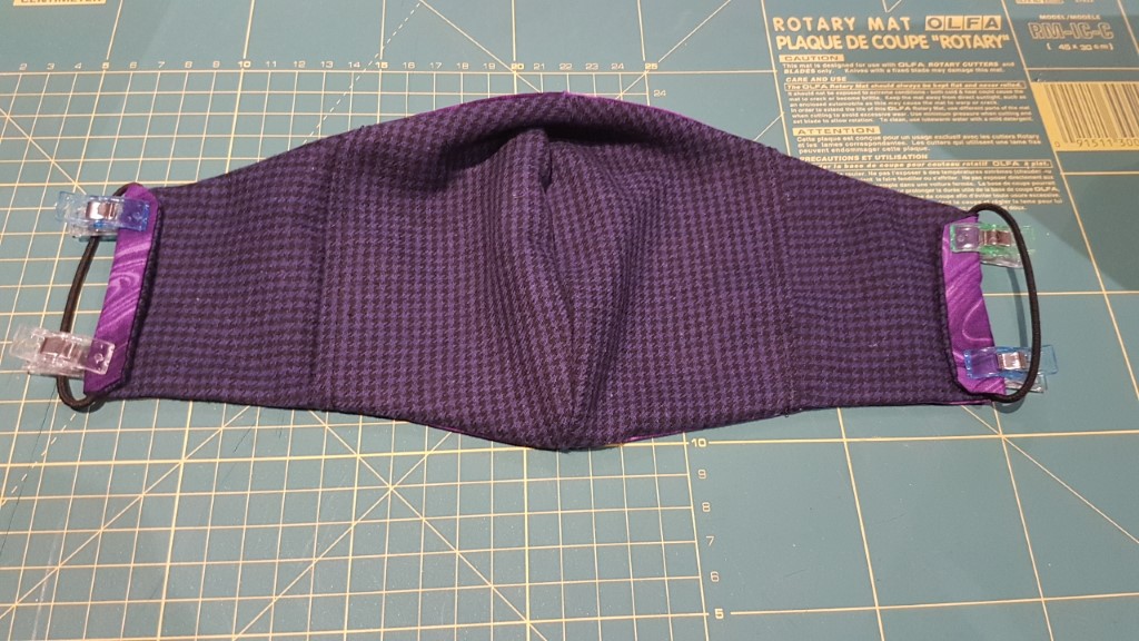Clipping both hair ties